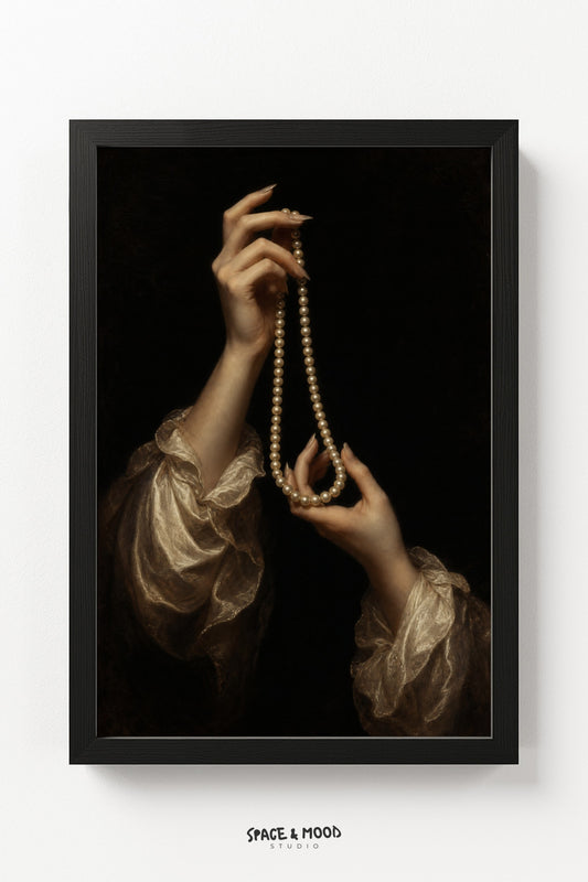 Pearl Necklace Hand