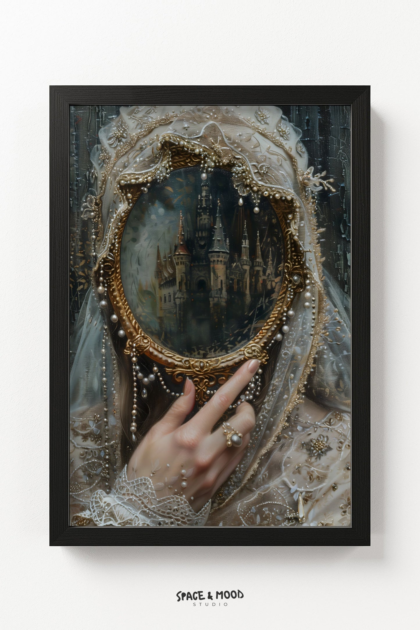 Kingdom in the Mirror